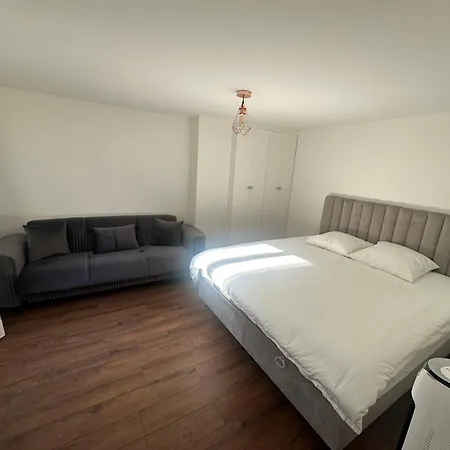 Appartement Calme Moderne Proche De Disneyland Wifi & Cafe Gratuit & Arrivee Autonome Bussy-Saint-Georges Exterior photo