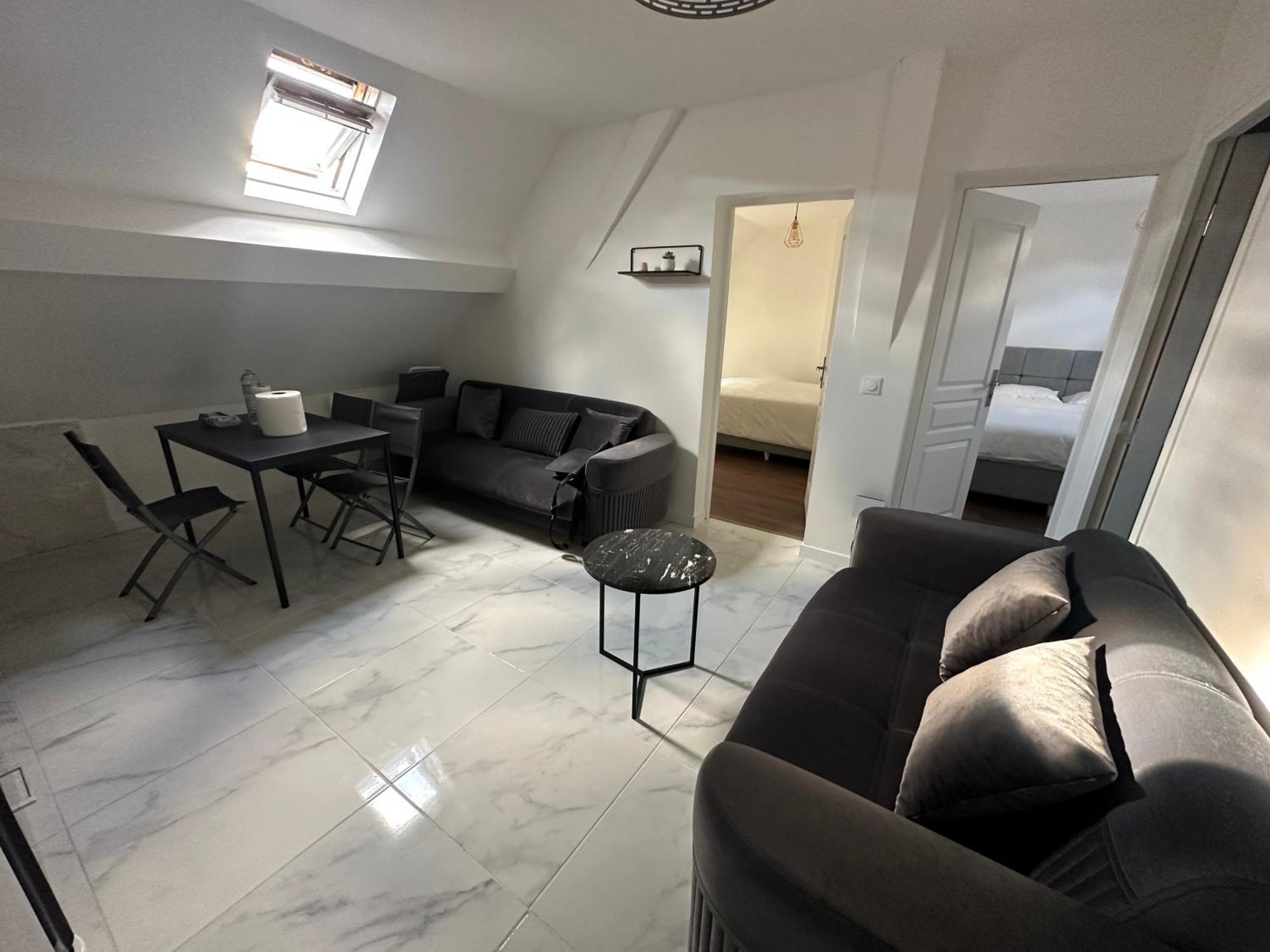 Calme Moderne Proche De Disneyland Wifi & Cafe Gratuit & Arrivee Autonome * Bussy-Saint-Georges