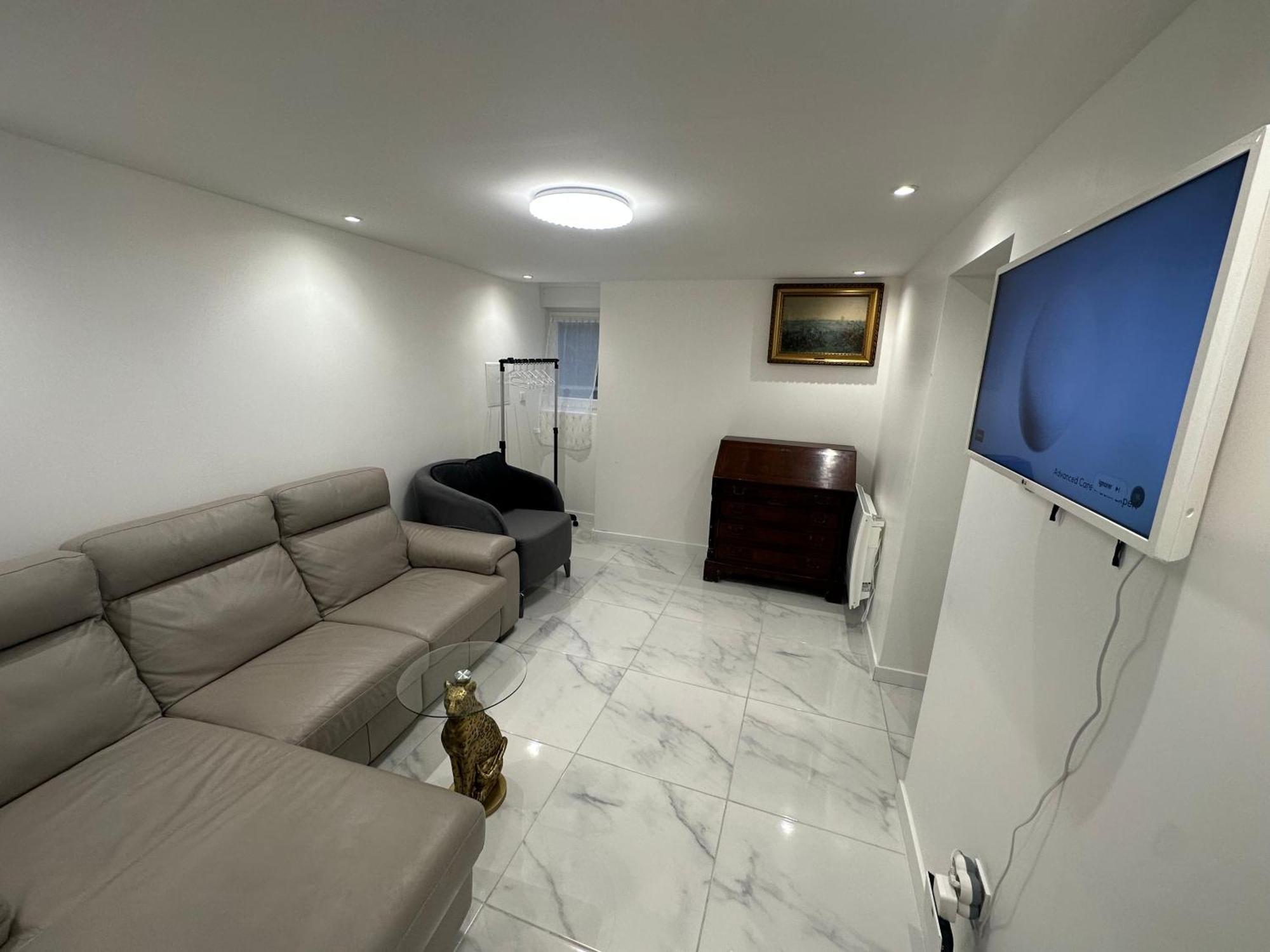 Calme Moderne Proche De Disneyland Wifi & Cafe Gratuit & Arrivee Autonome Apartment *